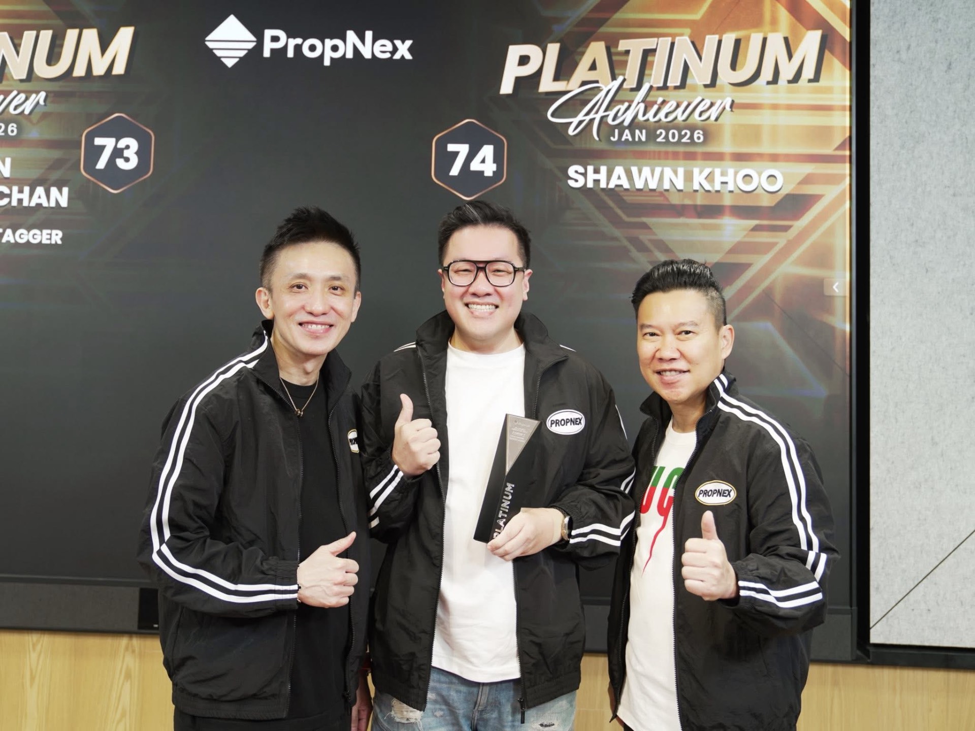 Shawn Khoo receiving the PropNex Platinum Achiever award, January 2026